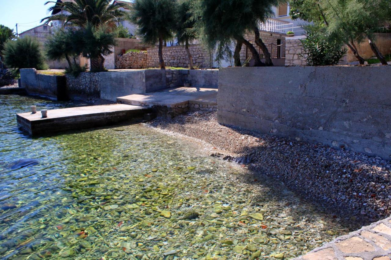 Apartments And Rooms With A Swimming Pool Kali, Ugljan - 14083 Esterno foto