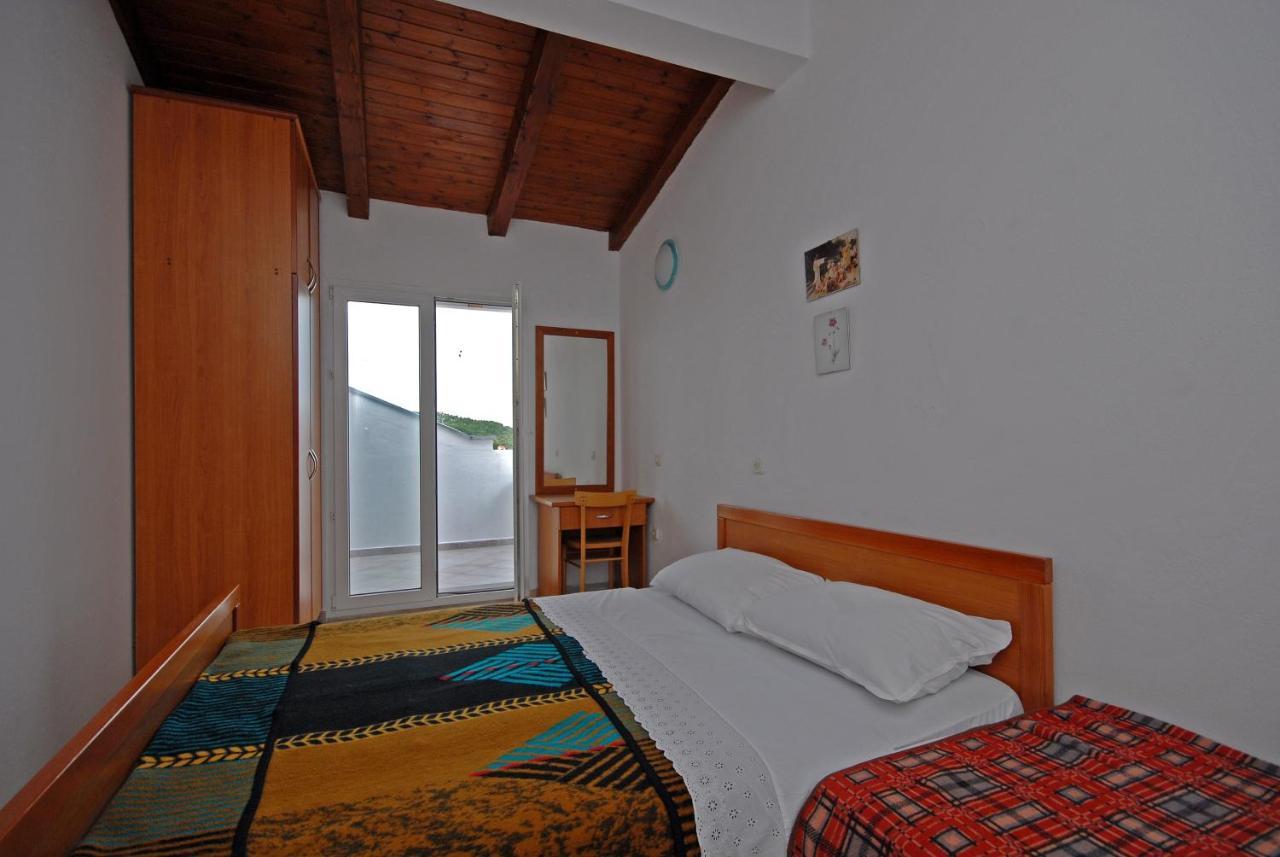 Apartments And Rooms With A Swimming Pool Kali, Ugljan - 14083 Esterno foto